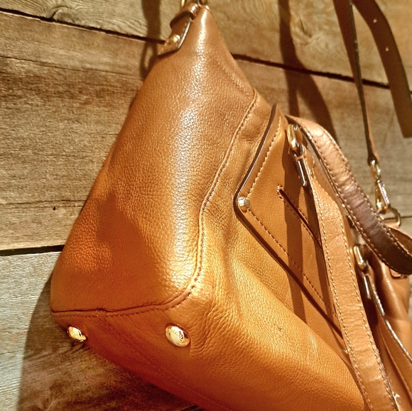 Michael Kors Gilmore Medium East West Leather Satchel Bag - Picture 4 of 7